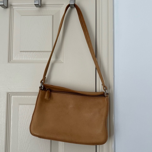 Vintage Tan Purse - Picture 1 of 4